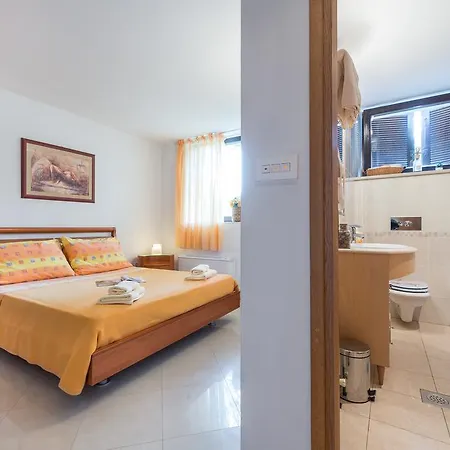 Gorgeous Dora * Cavtat