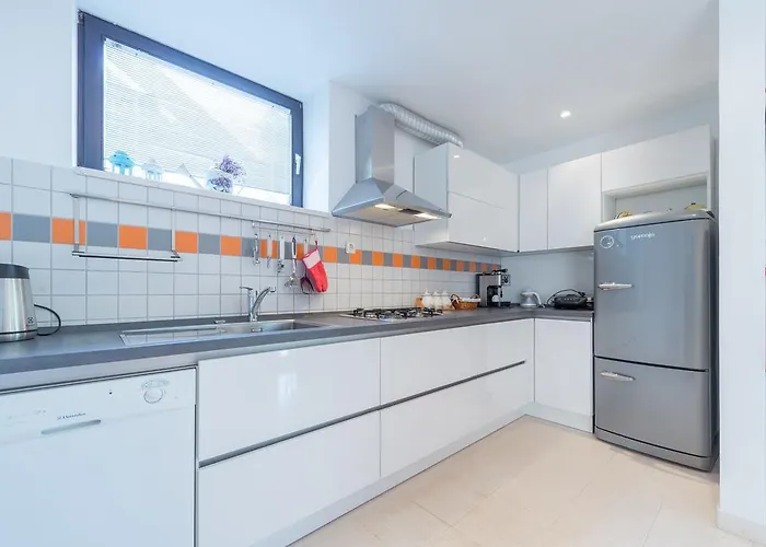 Gorgeous Dora 公寓 察夫塔特