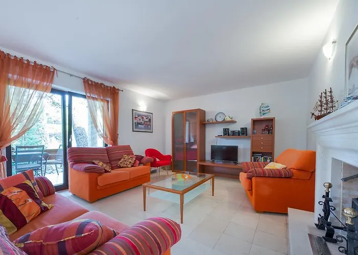 Gorgeous Dora 公寓 *